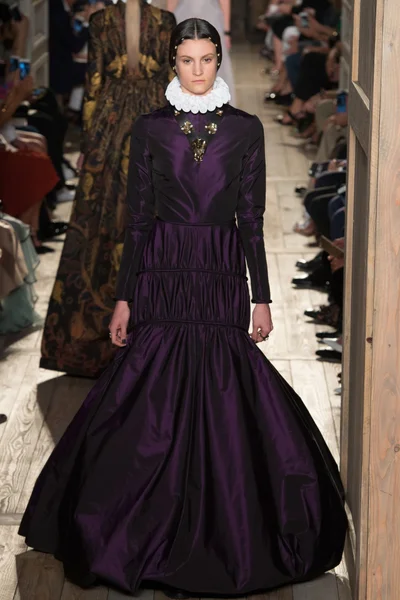 Look 35